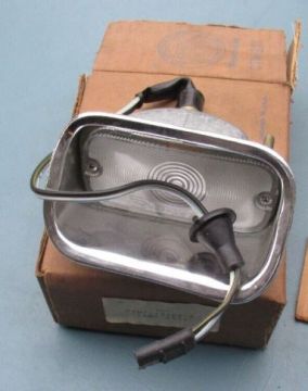 Light Assembly, Parking Light- Turn Signal Passenger- NOS